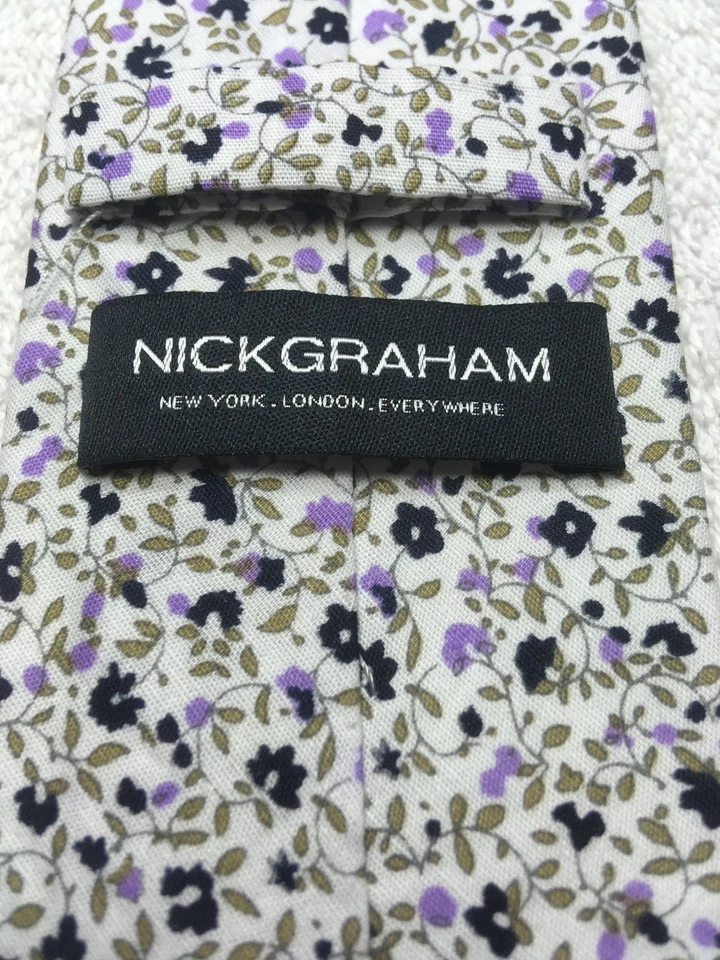 NICK GRAHAM CORBATA HOMBRE BLANCA CON LILA PÚRPURA ORO Y NEGRA 3 X 59 NUEVA SIN ETIQUETAS Foto 4 de 4