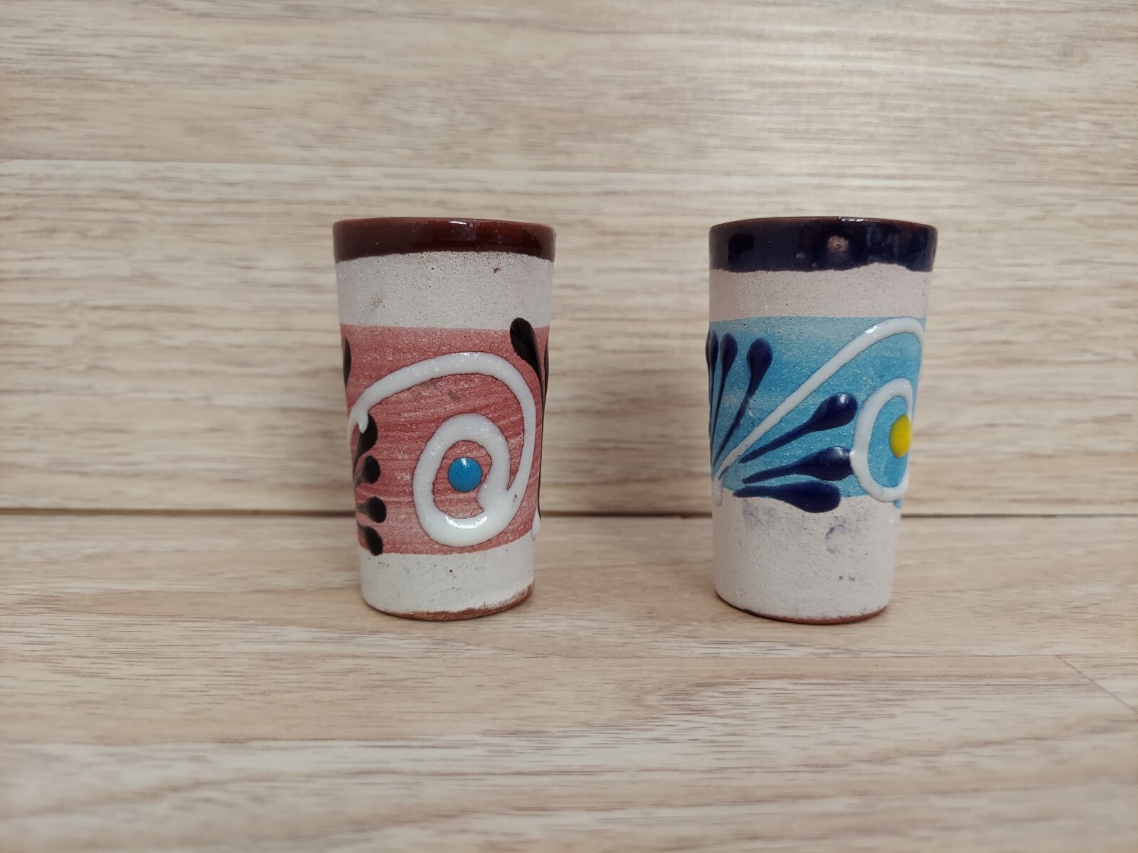 Two Mexican Shot Glasses Jarritos Mexicanos Flower design Tazas de