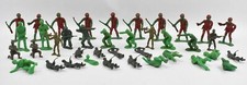 Plastic Army Men Toy Soldiers Figure Lot B2