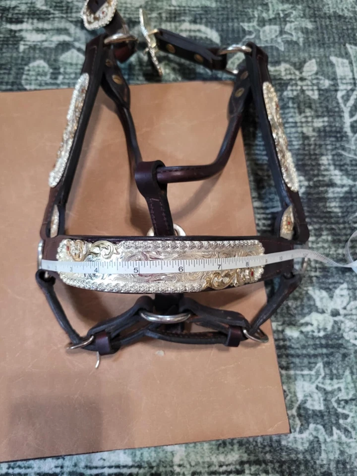 Kathy's Show Halter Santana #326 Plata con piedras rojas Foto 3 de 4