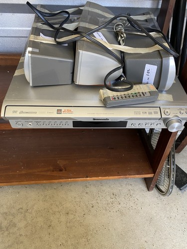 Panasonic SA-HT441 5 Disc DVD/CD Heimkino Receiver mit Fernbedienung Lautsprecher GETESTET - Bild 1 von 3