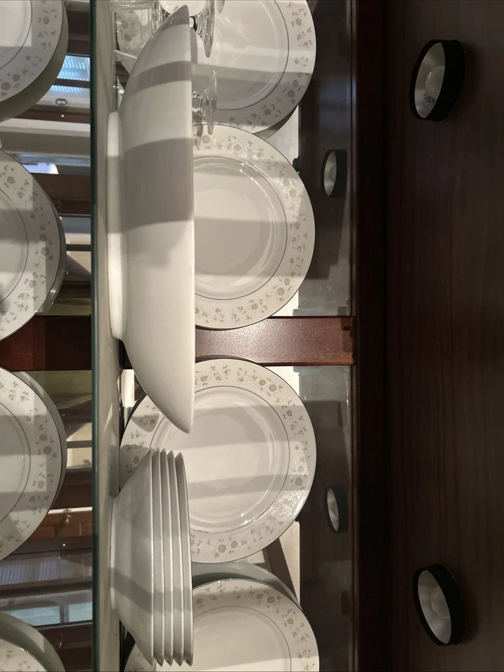 Antiguo gabinete de China (luces de trabajo) excelente estado, hermoso color roble Foto 3 de 4