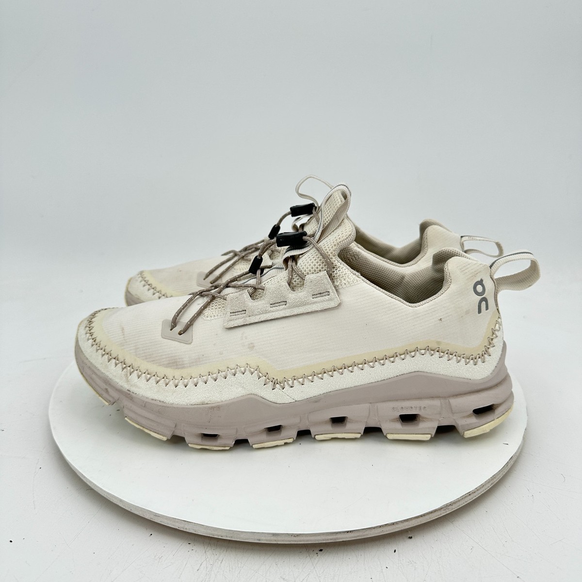 On Cloudaway Swiss Engineering Women Size Ivory Pearl