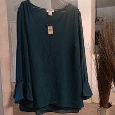 green long sleeve blouse 