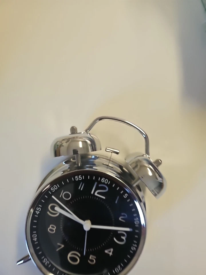 Analog Alarm Clock Luminous Dial Classroom Housewarming Silent Non Ticking A21 - Image 4 of 4