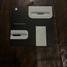 Apple White Universal Dock MB125G/C with Remote and 5 Adapters OS