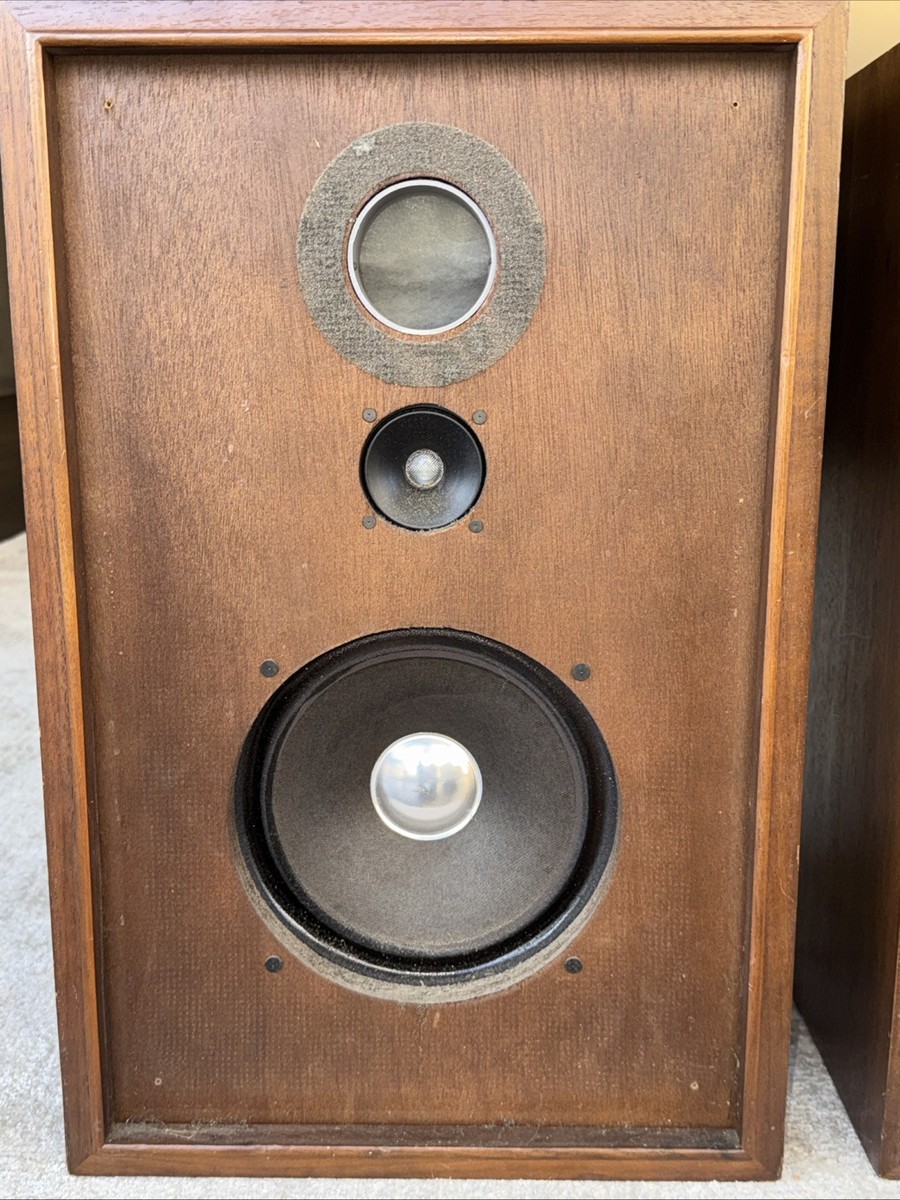 Vintage Sansui SP-30 2 Way Bookshelf Speakers Pair 8 Ohm 20W Wood