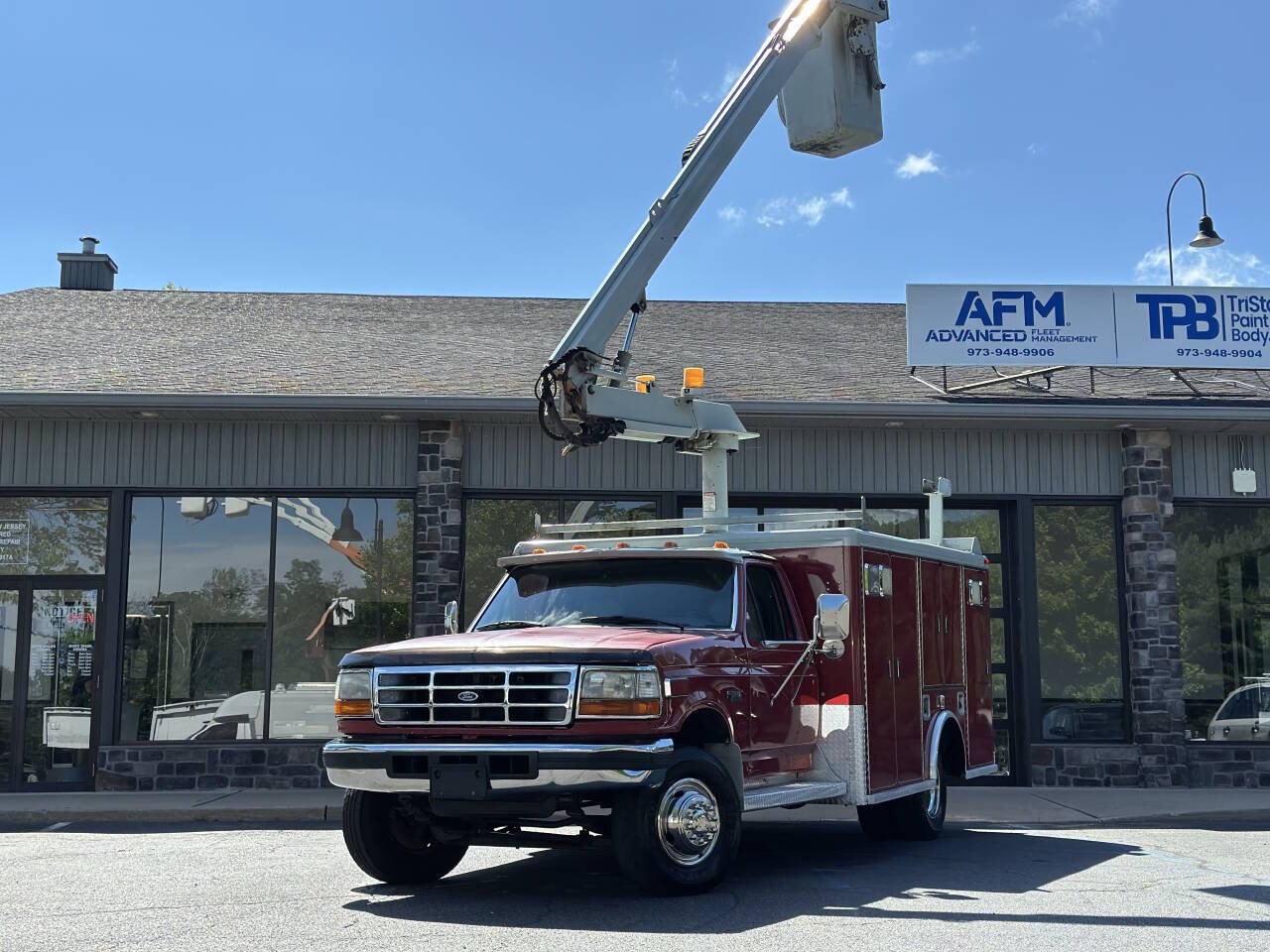 1997 Ford F-Super Duty 4X2 2dr Regular Cab thumbnail 3