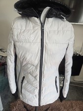 MICHAEL KORS HOODED PUFFER Jacket -  WHITE/BLACK SIZE SMALL