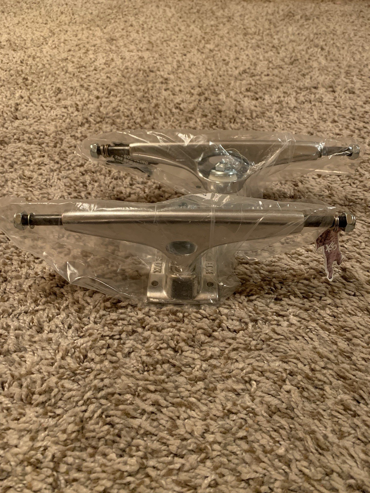 Krux K5 Polished DLK 9.0&rdquo; Axle - Silver - Skateboard Trucks Set of 2
