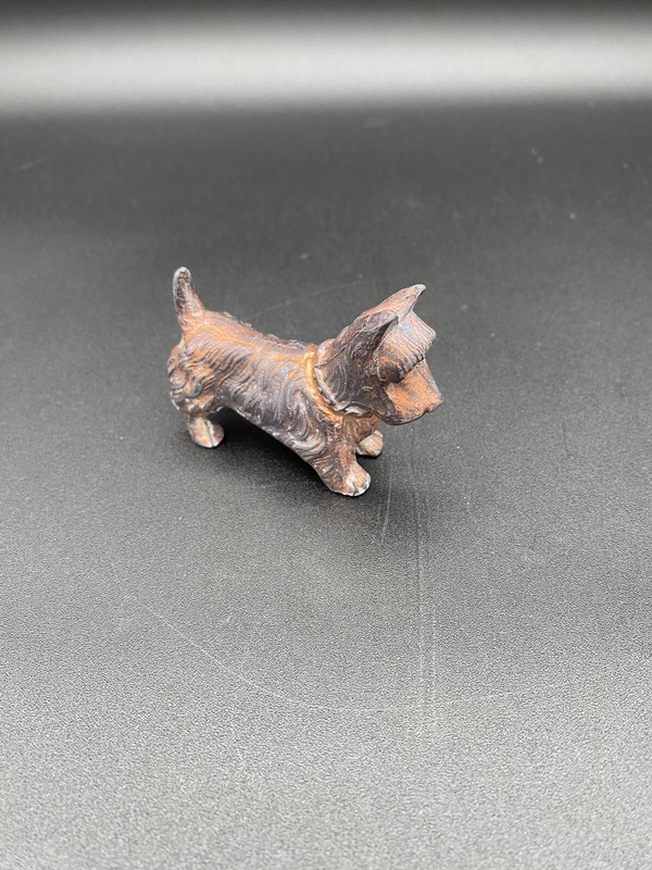 Scottish Terrier dog collectible 1” x 3" Bronze Or Copper Made In Japan