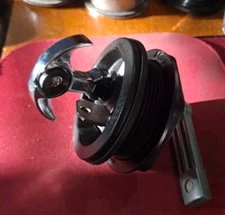 WHITECAP T-HANDLE LOCKING LATCH  P#  226BC