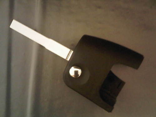 REMOTE FOB CASE WITH UNCUT FLIP KEY FOR FORD FOCUS FIESTA MONDEO KA C-MAX - Picture 1 of 1