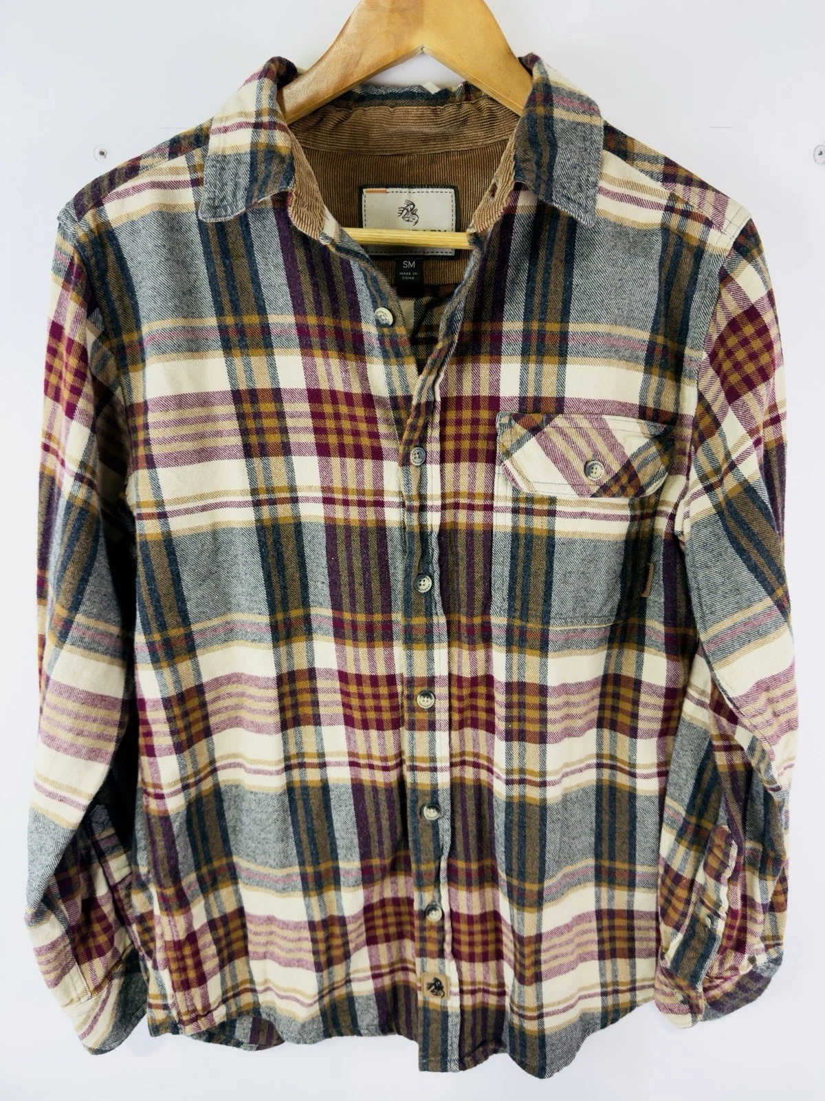 Legendary Whitetails Men’s Button Down Flannel Shirt Red Green Plaid, Size S