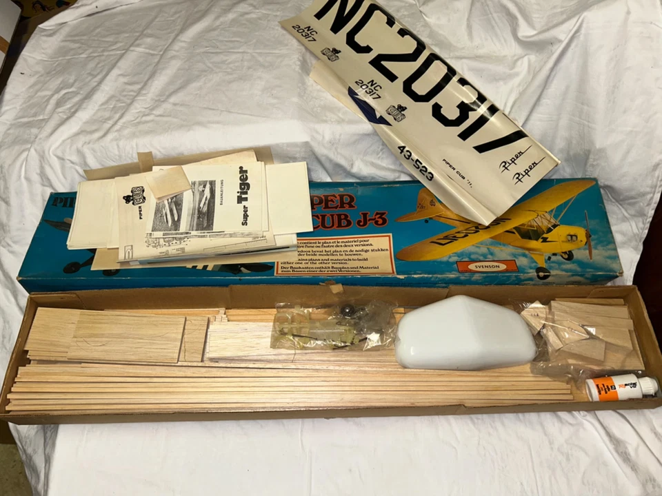 Svenson 1:6 Piper Cub J-3 / Piper L-4B Grashopper in OVP (2 Modellbauvarianten) - Bild 4 von 4