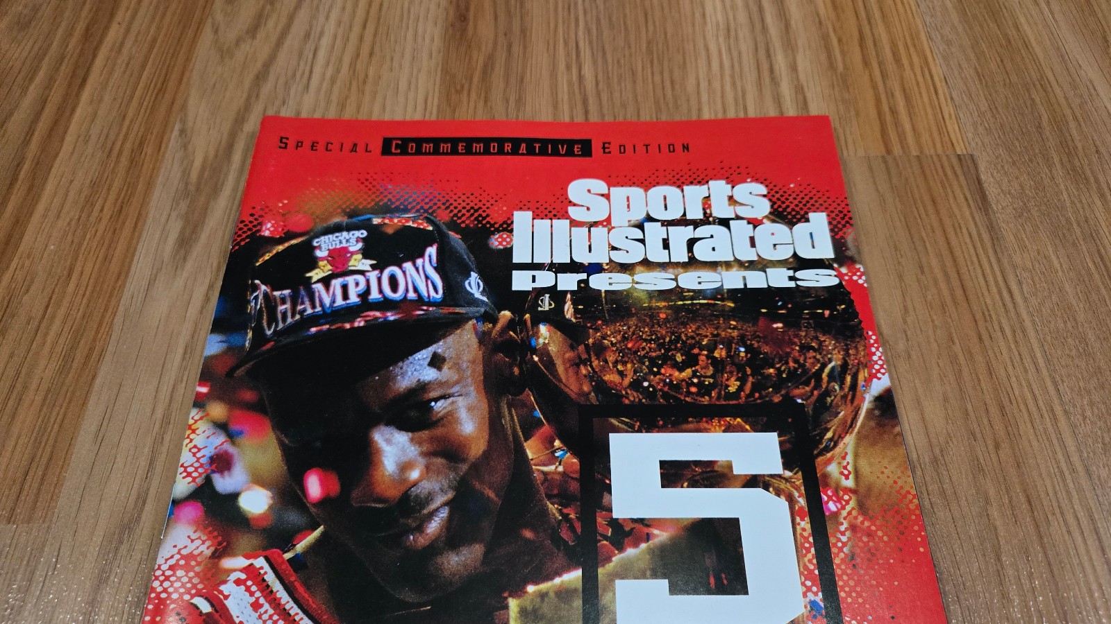 Sports Illustrated Presents Magazine 5! Chicago Bulls Champs 1997 Michael Jordan