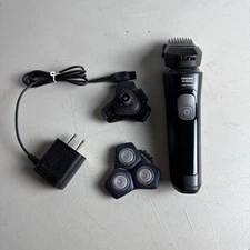 Philips Norelco Shaver 6800 with SenseIQ Technology Series 6000