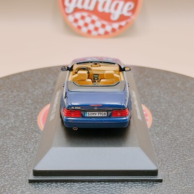 ミニカー MINICHAMPS Mercedes-Benz 500 E 1/43 Mercedes-Benz E-Class 500 E W124 V8 1990 Blue Black 1:43