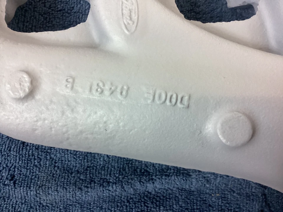 Colector izquierdo Ford 351W 351 Windsor Mustang Torino Ranchero D00E-9431-B Foto 3 de 4