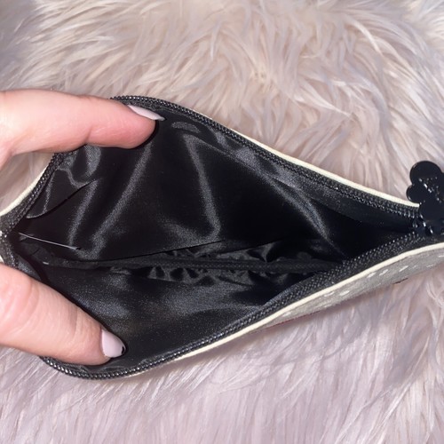 IPSY Big Lips Design Cosmetic Bag Case Pouch Makeup Storage Beautiful Brand New - Picture 4 of 4