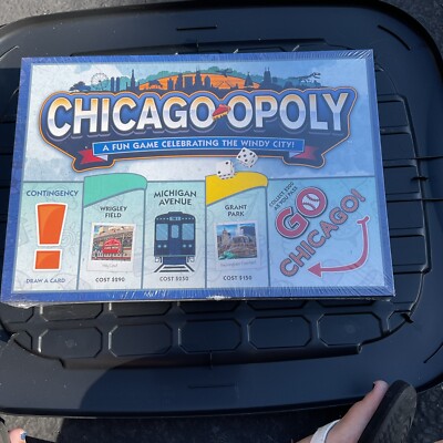 CHICAGO-OPOLY Board Game Celebrating The Windy City - New in Sealed Box