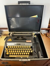 Vintage Montgomery Ward Signature 440T Manual Typewriter w/ Travel Case Not Test thumbnail