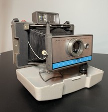 Polaroid Automatic 210 Land Camera With User's Manual  Literature Untested