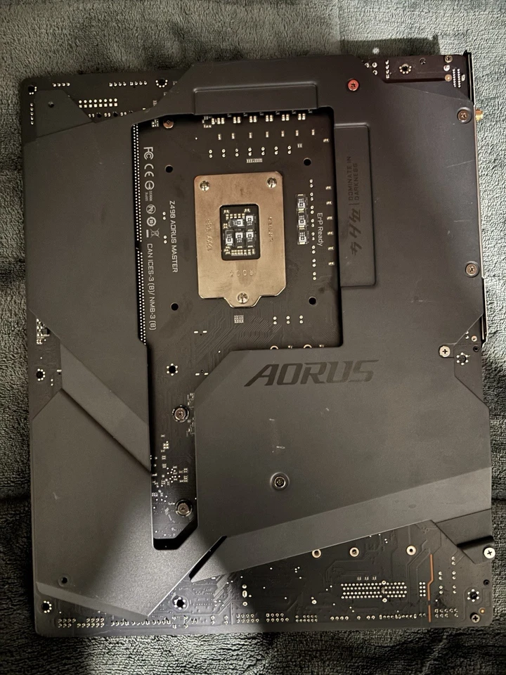 Aorus Master Z490    Scheda Madre LGA 1200 - Immagine 2 di 4