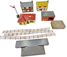 Job Lot Triang Hornby OO Gauge Railway Buildings Scenery Layouts Vintage Unboxed