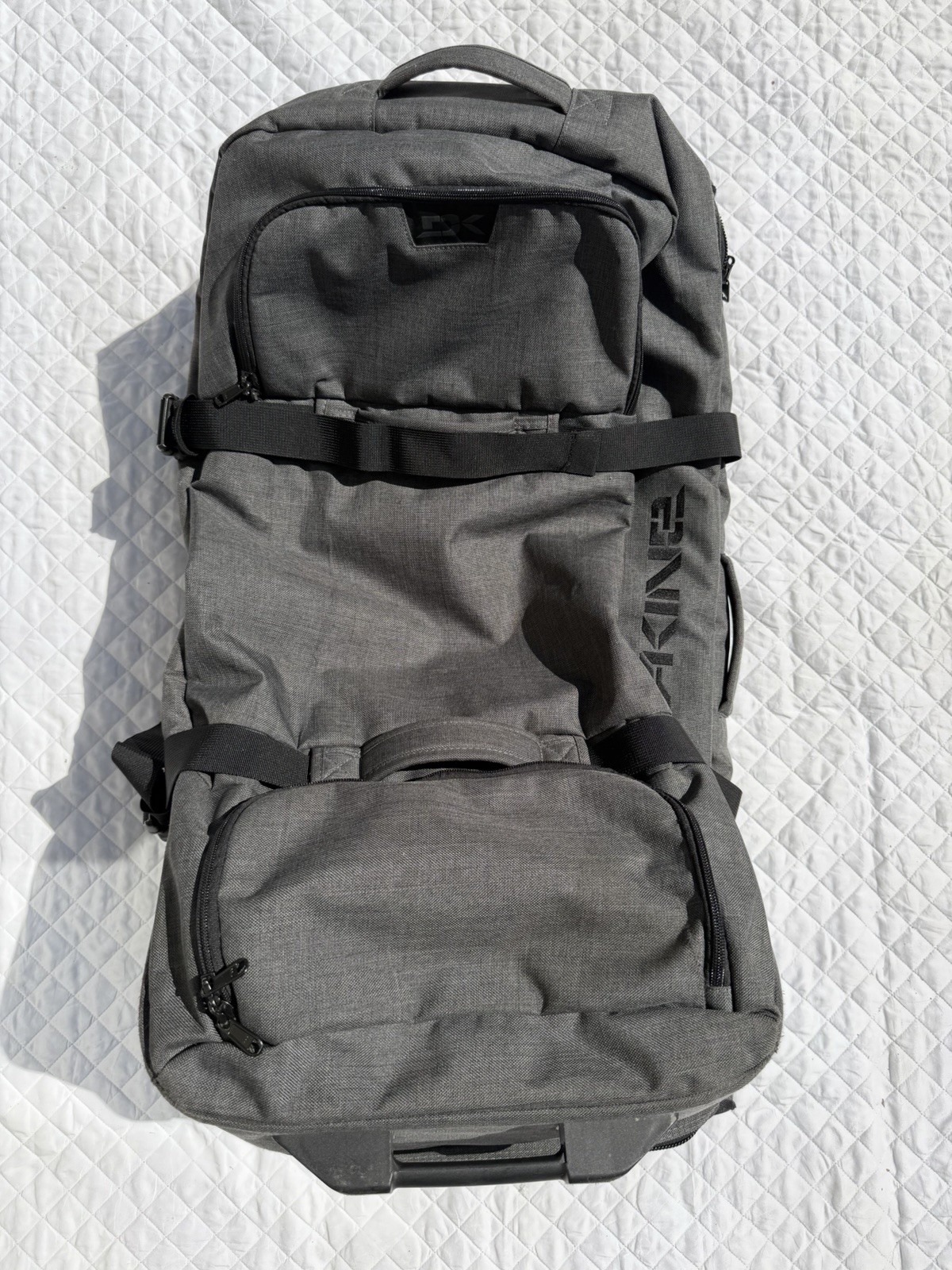 Suitcase Bag Black & Storm Gray