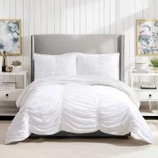 Modern Heirloom Full/Queen Comforter White