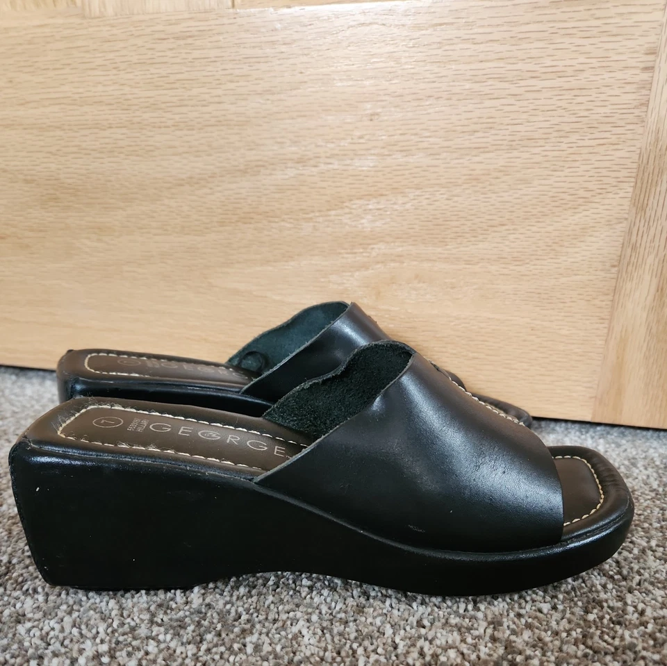 Tacones de cuña George Hillary de cuero sin cordones para mujer talla 7 hechos en Brasil  Foto 4 de 4