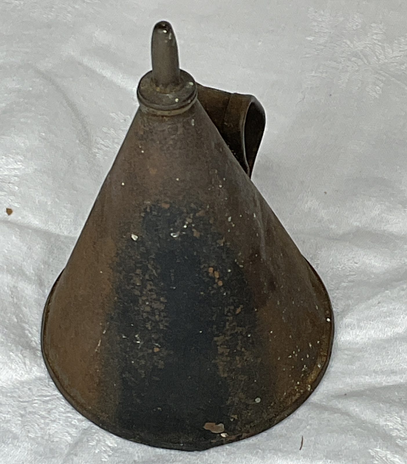 VINTAGE CONICAL CARPENTER AUTO OIL CAN OILER SQUIRTER PUFF CONE TOOL ENGINEER