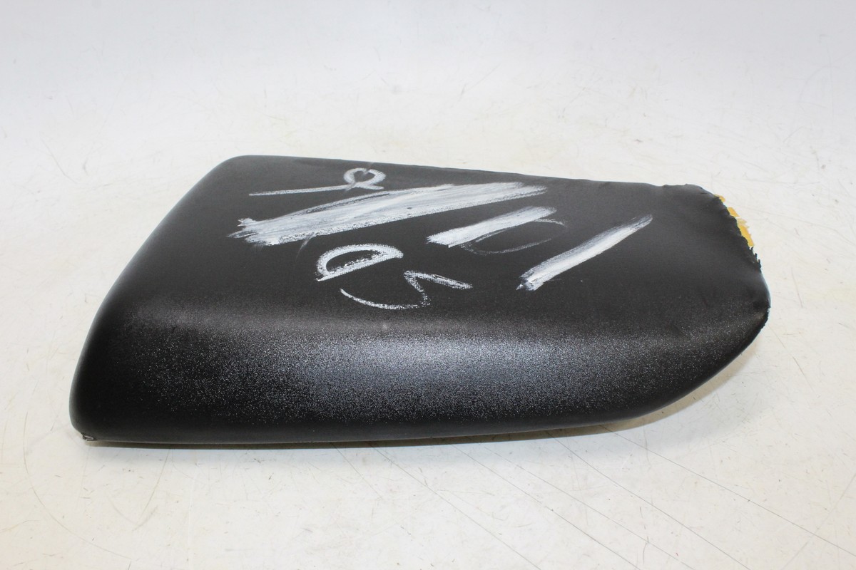 2003 Kawasaki Ninja Zx7r Zx750p Rear Back Passenger Tandem Seat