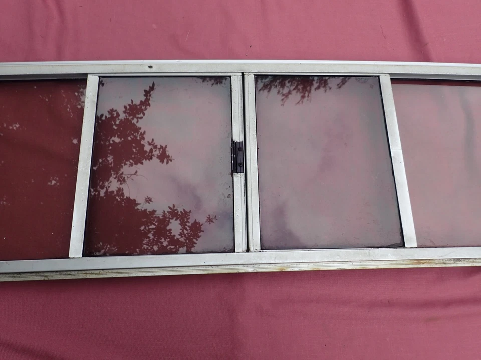 Camión Chevy 1967-72 montaje de ventana corredera trasera, ¡bonito! pick-up Foto 4 de 4