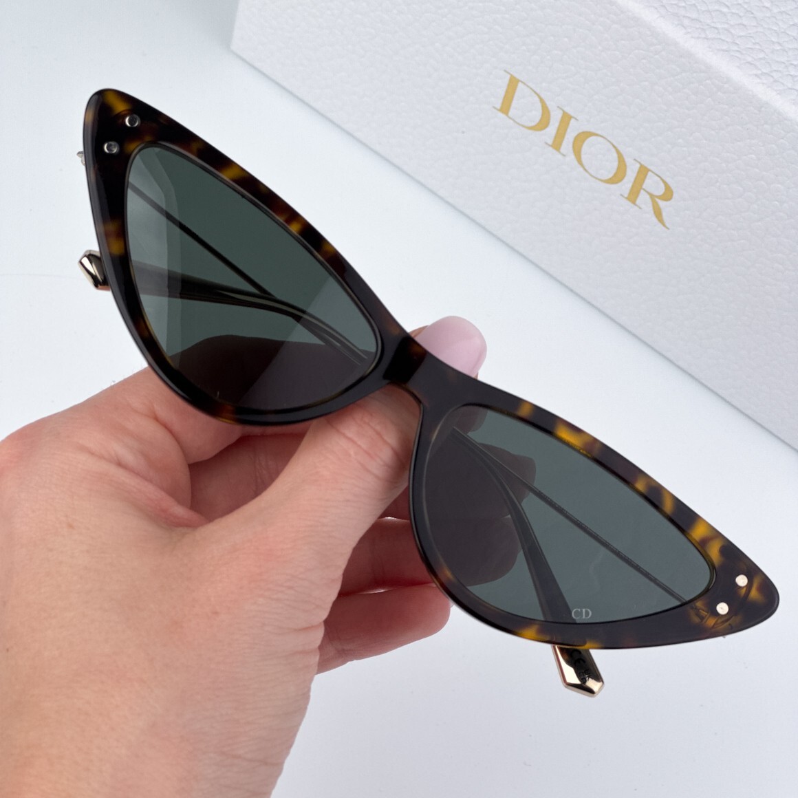 Dior キャットアイサングラス グリーン Amazon | DIOR CAT STYLE DIOR1 1ED 2K キャットアイ フォックス