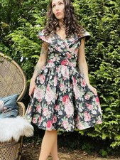 Vintage 1990s Floral Dress Cinched Waist cottagecore With Belt Cotton Size 10