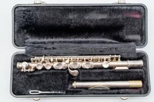 Armstrong Piccolo Model 204