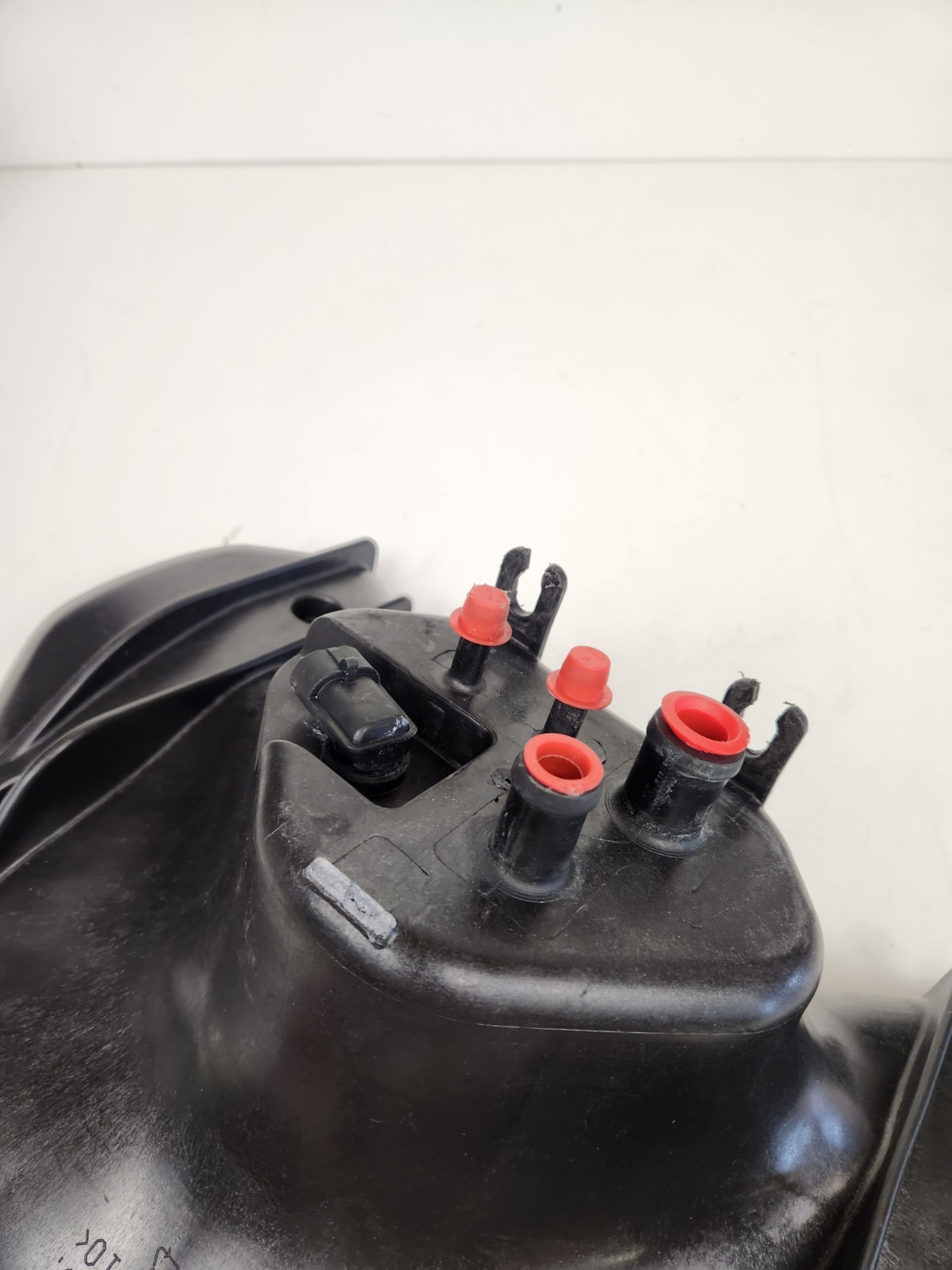 McLaren MP4-12C 2012-2014 Coolant reservoir