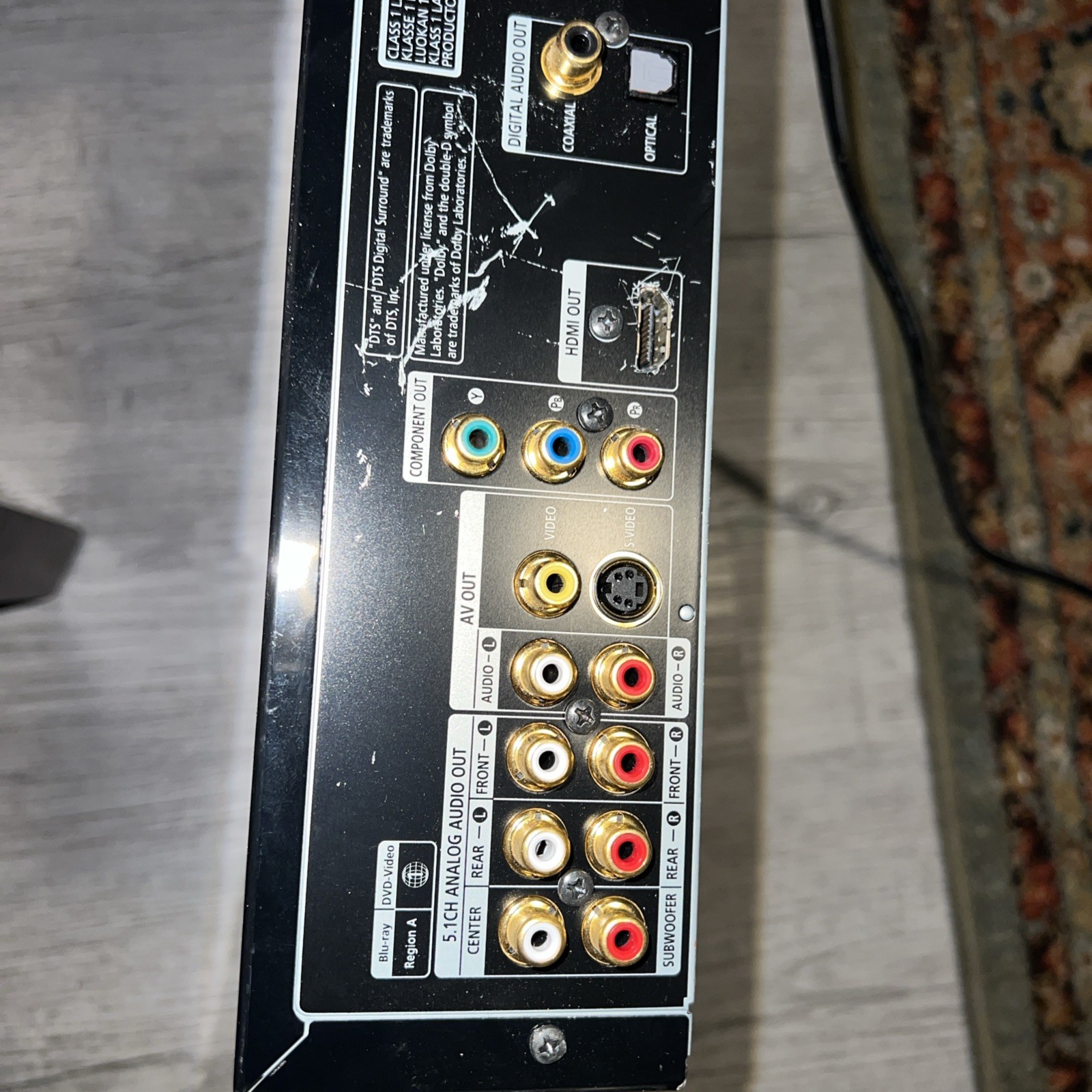 Samsung BD-P1000 Blu-Ray Disc Player With Original Remote Control.