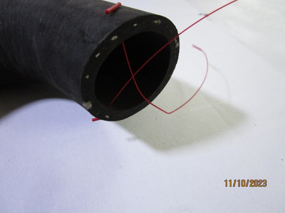 Radiator Coolant Hose-Curved Radiator Hose Carquest B71925 fits 1994 Saab 900 Foto 3 de 4