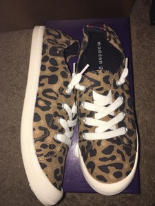 madden girl sneakers barby