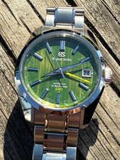 2025 Grand Seiko Heritage "Bamboo" Hi-Beat GMT SBGJ259 Green Dial Full Set