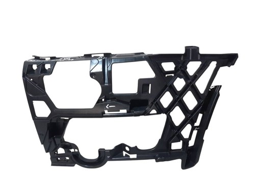 Volkswagen Golf VII 2013 Vorne links Halterung Stoßstange Stoßfänger vorne