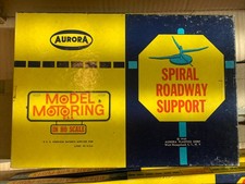 Aurora 1594 Model Motoring HO Spiral Roadway Support