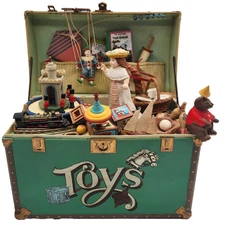 Enesco 1986 Animated Toy Chest Green Music Box Musical Toy - Works- Vtg