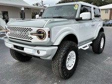2023 Ford Bronco BAYSHORE RETRO CACTUS WHITE LEATHER LIFTED LOADED