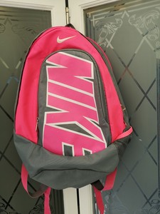 pink nike rucksack