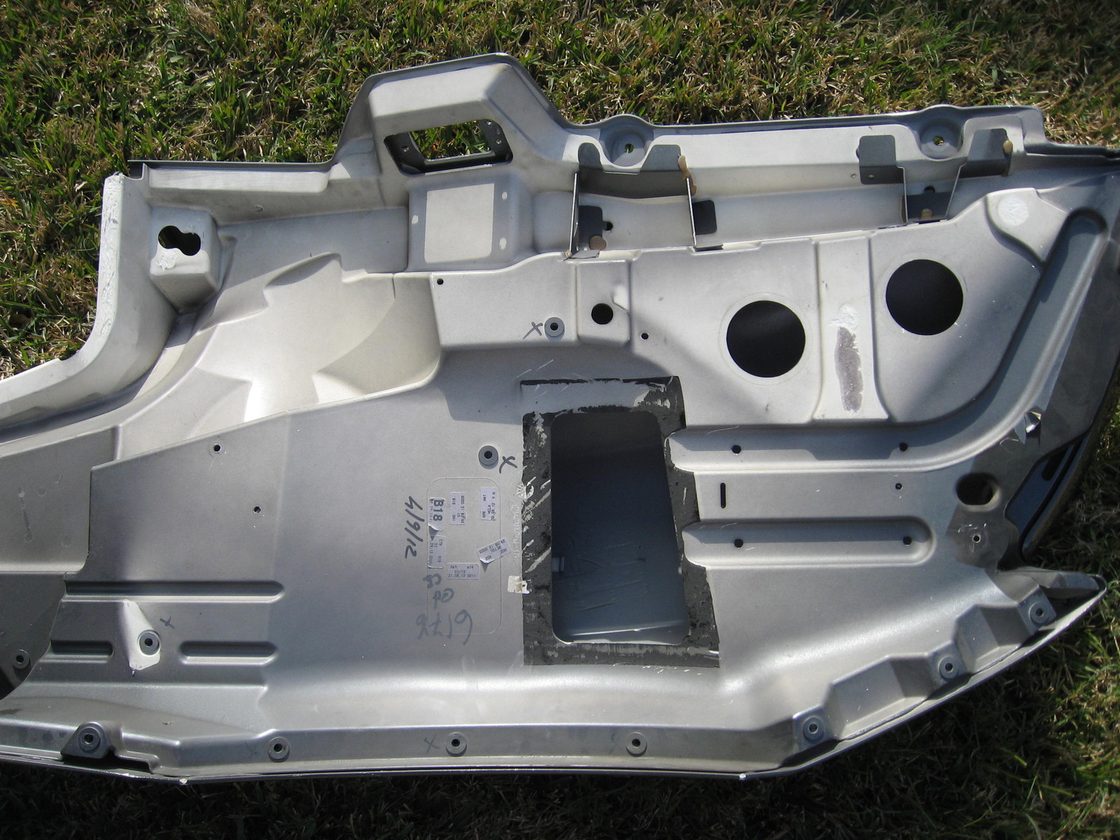 McLaren MP4-12C Spider passenger Side Quarter Panel Fender 2012 2013