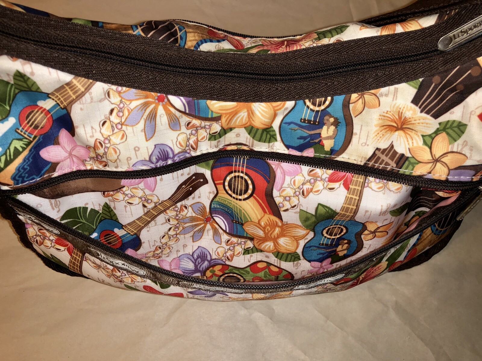 LeSportSac HAWAII EXCLUSIVE Print Classic Hobo Bag Everyday Adjustable